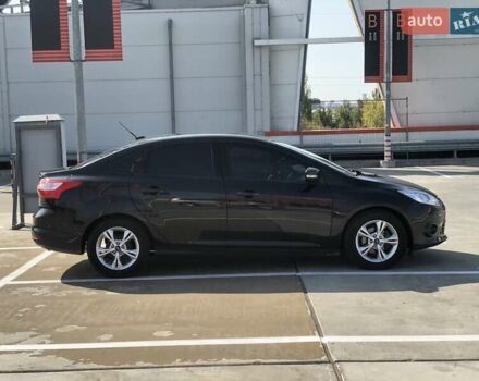 Черный Форд Фокус, объемом двигателя 2 л и пробегом 143 тыс. км за 8000 $, фото 1 на Automoto.ua