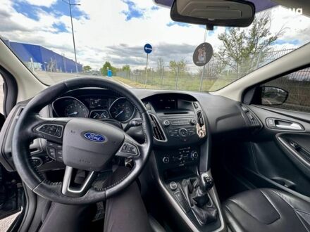 Форд Фокус 2015 в Днепре (Днепропетровске) на Automoto.ua Черный Форд Фокус, объемом двигателя 0 л и пробегом 250 тыс. км за 8500 $, фото 1 на Automoto.ua