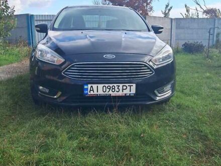 Форд Фокус 2015 в Ирпене на Automoto.ua Черный Форд Фокус, объемом двигателя 2 л и пробегом 220 тыс. км за 8200 $, фото 1 на Automoto.ua