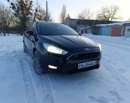 Черный Форд Фокус, объемом двигателя 1.5 л и пробегом 236 тыс. км за 8300 $, фото 1 на Automoto.ua