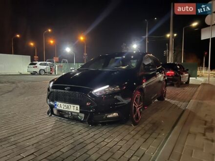 Черный Форд Фокус, объемом двигателя 2 л и пробегом 75 тыс. км за 11000 $, фото 1 на Automoto.ua