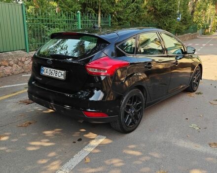 Чорний Форд Фокус, об'ємом двигуна 2 л та пробігом 199 тис. км за 5850 $, фото 1 на Automoto.ua