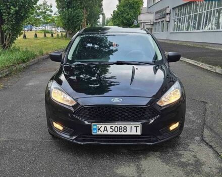 Чорний Форд Фокус, об'ємом двигуна 2 л та пробігом 130 тис. км за 9300 $, фото 1 на Automoto.ua