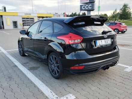 Форд Фокус 2017 в Львове на Automoto.ua Черный Форд Фокус, объемом двигателя 2 л и пробегом 144 тыс. км за 7500 $, фото 1 на Automoto.ua
