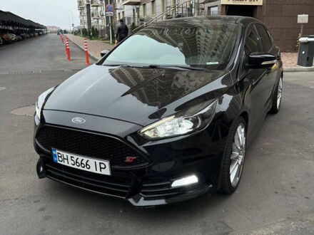Черный Форд Фокус, объемом двигателя 2 л и пробегом 75 тыс. км за 9500 $, фото 1 на Automoto.ua