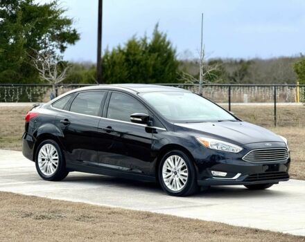 Чорний Форд Фокус, об'ємом двигуна 2 л та пробігом 38 тис. км за 1700 $, фото 1 на Automoto.ua