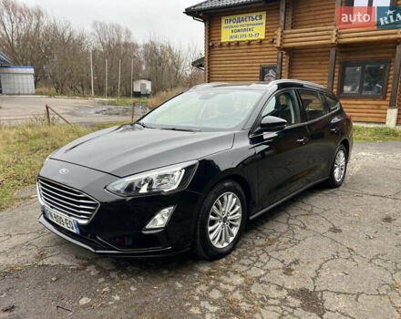 Черный Форд Фокус, объемом двигателя 1.5 л и пробегом 240 тыс. км за 12999 $, фото 1 на Automoto.ua