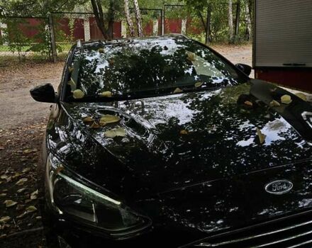 Черный Форд Фокус, объемом двигателя 1.5 л и пробегом 148 тыс. км за 15000 $, фото 1 на Automoto.ua