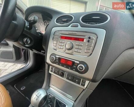 Фиолетовый Форд Фокус, объемом двигателя 2 л и пробегом 122 тыс. км за 6299 $, фото 18 на Automoto.ua