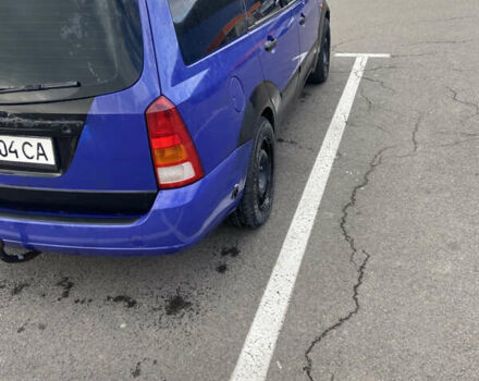 Фіолетовий Форд Фокус, об'ємом двигуна 1.6 л та пробігом 340 тис. км за 1850 $, фото 3 на Automoto.ua