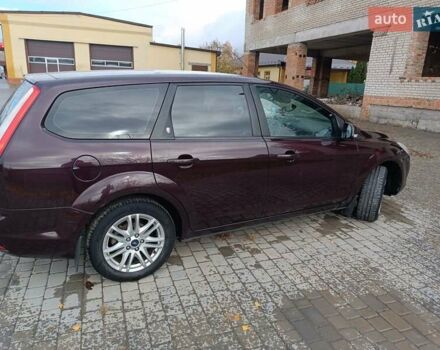 Фиолетовый Форд Фокус, объемом двигателя 1.6 л и пробегом 280 тыс. км за 5400 $, фото 33 на Automoto.ua