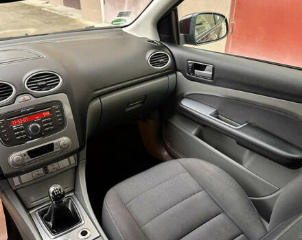 Коричневый Форд Фокус, объемом двигателя 1.6 л и пробегом 229 тыс. км за 6100 $, фото 37 на Automoto.ua