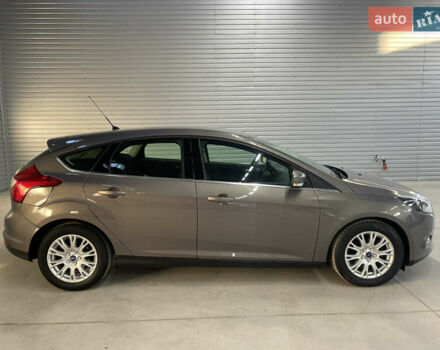 Коричневый Форд Фокус, объемом двигателя 1.6 л и пробегом 214 тыс. км за 7950 $, фото 13 на Automoto.ua