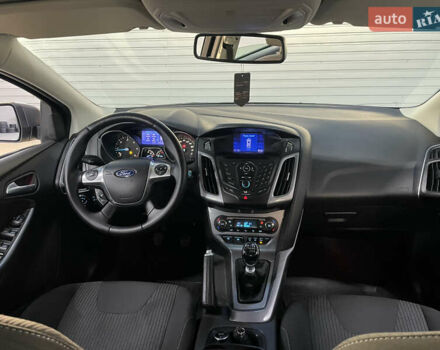 Коричневий Форд Фокус, об'ємом двигуна 1.6 л та пробігом 214 тис. км за 7999 $, фото 2 на Automoto.ua