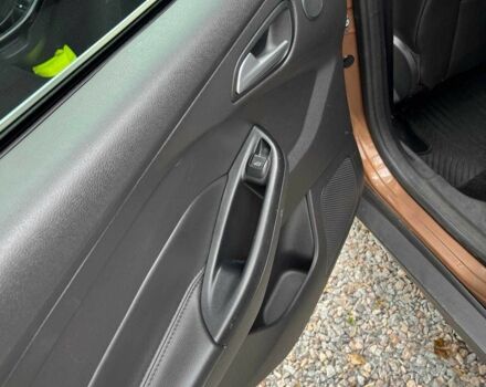 Коричневий Форд Фокус, об'ємом двигуна 0 л та пробігом 105 тис. км за 6500 $, фото 7 на Automoto.ua