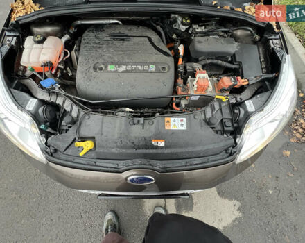 Коричневий Форд Фокус, об'ємом двигуна 0 л та пробігом 113 тис. км за 8499 $, фото 15 на Automoto.ua