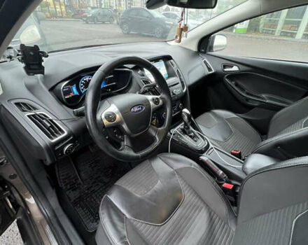 Коричневий Форд Фокус, об'ємом двигуна 0 л та пробігом 113 тис. км за 8499 $, фото 9 на Automoto.ua