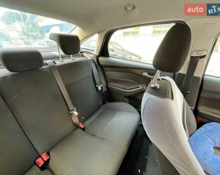 Форд Фокус 2015 у Києві на Automoto.ua Коричневий Форд Фокус, об'ємом двигуна 1 л та пробігом 183 тис. км за 7200 $, фото 9 на Automoto.ua