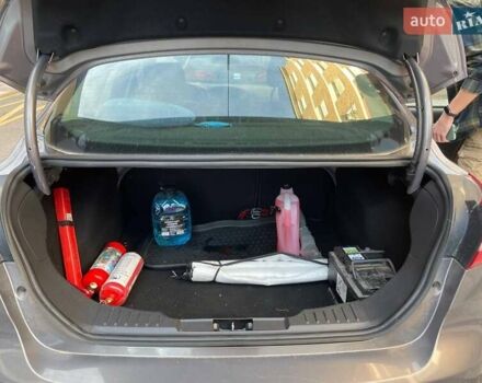 Форд Фокус 2015 у Києві на Automoto.ua Коричневий Форд Фокус, об'ємом двигуна 1 л та пробігом 183 тис. км за 7200 $, фото 12 на Automoto.ua