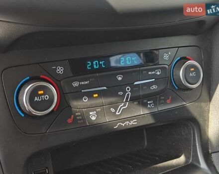 Коричневый Форд Фокус, объемом двигателя 1 л и пробегом 122 тыс. км за 8200 $, фото 12 на Automoto.ua