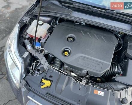 Коричневый Форд Фокус, объемом двигателя 1.6 л и пробегом 256 тыс. км за 9100 $, фото 31 на Automoto.ua