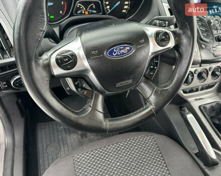 Коричневый Форд Фокус, объемом двигателя 1.56 л и пробегом 268 тыс. км за 5650 $, фото 18 на Automoto.ua