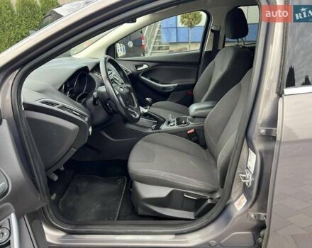 Коричневый Форд Фокус, объемом двигателя 1.6 л и пробегом 217 тыс. км за 7500 $, фото 18 на Automoto.ua