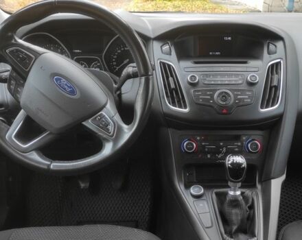 Коричневый Форд Фокус, объемом двигателя 1 л и пробегом 115 тыс. км за 8000 $, фото 5 на Automoto.ua