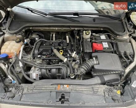 Коричневый Форд Фокус, объемом двигателя 1.5 л и пробегом 107 тыс. км за 15934 $, фото 16 на Automoto.ua