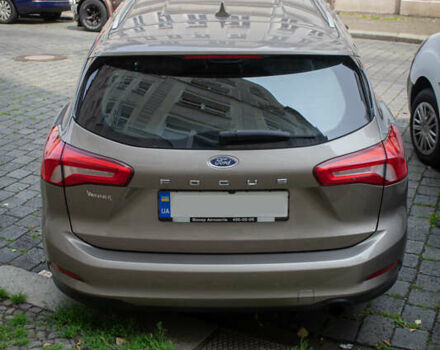 Коричневый Форд Фокус, объемом двигателя 1.5 л и пробегом 107 тыс. км за 15934 $, фото 4 на Automoto.ua