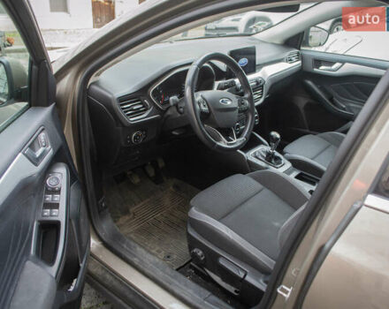 Коричневый Форд Фокус, объемом двигателя 1.5 л и пробегом 107 тыс. км за 15934 $, фото 6 на Automoto.ua