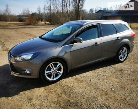 Коричневый Форд Фокус, объемом двигателя 1 л и пробегом 174 тыс. км за 4200 $, фото 1 на Automoto.ua