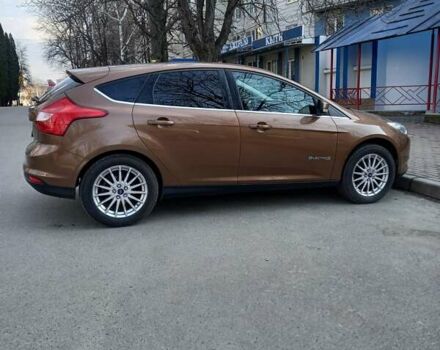 Коричневый Форд Фокус, объемом двигателя 0 л и пробегом 121 тыс. км за 8500 $, фото 1 на Automoto.ua