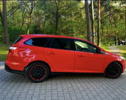 Форд Фокус 2014 у Києві на Automoto.ua Червоний Форд Фокус, об'ємом двигуна 0 л та пробігом 137 тис. км за 6400 $, фото 9 на Automoto.ua