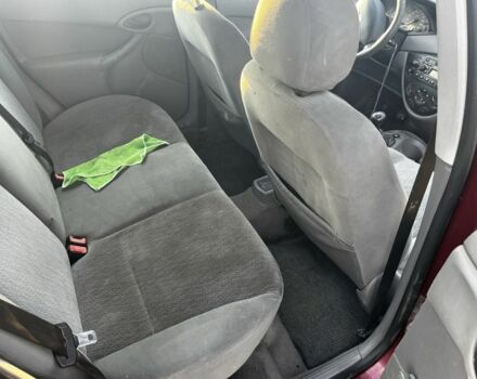 Червоний Форд Фокус, об'ємом двигуна 1.6 л та пробігом 375 тис. км за 2100 $, фото 3 на Automoto.ua