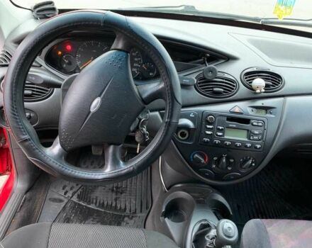 Червоний Форд Фокус, об'ємом двигуна 1.6 л та пробігом 310 тис. км за 700 $, фото 6 на Automoto.ua