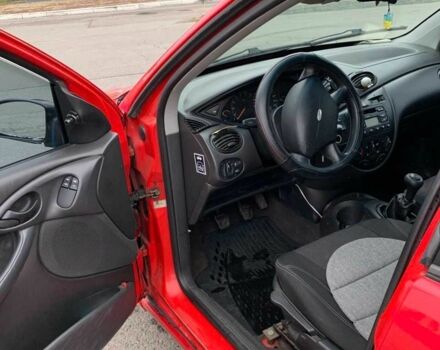 Червоний Форд Фокус, об'ємом двигуна 1.6 л та пробігом 310 тис. км за 700 $, фото 5 на Automoto.ua