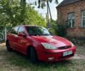Красный Форд Фокус, объемом двигателя 1.8 л и пробегом 333 тыс. км за 2650 $, фото 1 на Automoto.ua