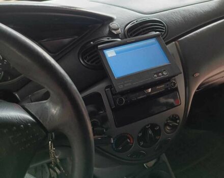 Красный Форд Фокус, объемом двигателя 1.8 л и пробегом 218 тыс. км за 5300 $, фото 14 на Automoto.ua