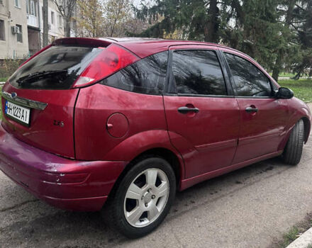 Красный Форд Фокус, объемом двигателя 2 л и пробегом 193 тыс. км за 2500 $, фото 1 на Automoto.ua