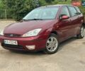 Красный Форд Фокус, объемом двигателя 1.75 л и пробегом 254 тыс. км за 3300 $, фото 1 на Automoto.ua