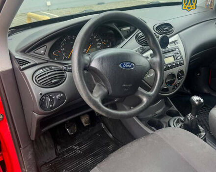 Червоний Форд Фокус, об'ємом двигуна 1.6 л та пробігом 167 тис. км за 2400 $, фото 14 на Automoto.ua