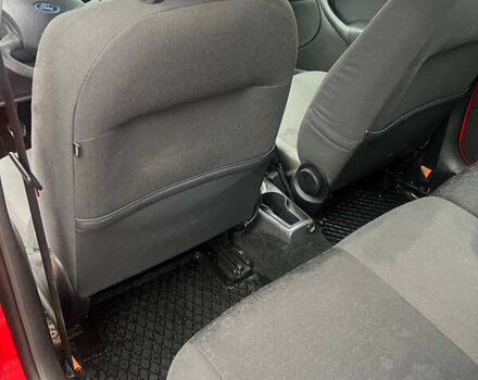 Червоний Форд Фокус, об'ємом двигуна 1.6 л та пробігом 167 тис. км за 2400 $, фото 19 на Automoto.ua