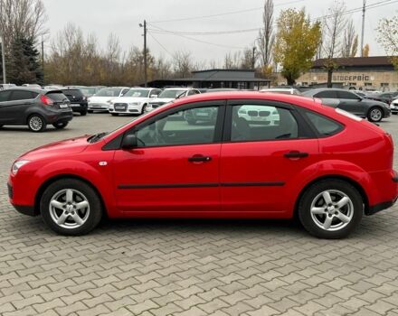 Красный Форд Фокус, объемом двигателя 1.6 л и пробегом 239 тыс. км за 4700 $, фото 3 на Automoto.ua