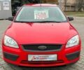 Красный Форд Фокус, объемом двигателя 1.6 л и пробегом 239 тыс. км за 4700 $, фото 1 на Automoto.ua