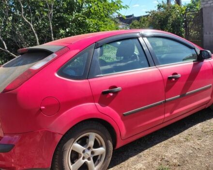 Красный Форд Фокус, объемом двигателя 1.6 л и пробегом 220 тыс. км за 4000 $, фото 3 на Automoto.ua