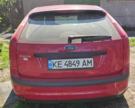 Красный Форд Фокус, объемом двигателя 1.6 л и пробегом 220 тыс. км за 4000 $, фото 1 на Automoto.ua