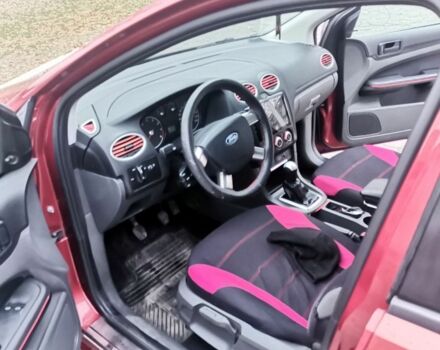 Красный Форд Фокус, объемом двигателя 1.6 л и пробегом 173 тыс. км за 4650 $, фото 11 на Automoto.ua