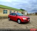 Красный Форд Фокус, объемом двигателя 1.6 л и пробегом 243 тыс. км за 4500 $, фото 1 на Automoto.ua