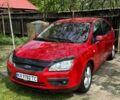 Красный Форд Фокус, объемом двигателя 1.39 л и пробегом 284 тыс. км за 4800 $, фото 1 на Automoto.ua